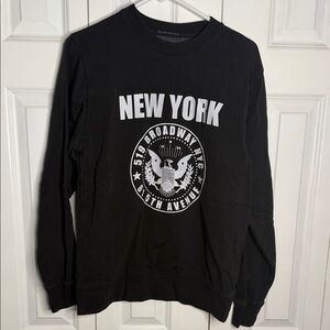 Brandy Melville Black New York Broadway Sweatshirt